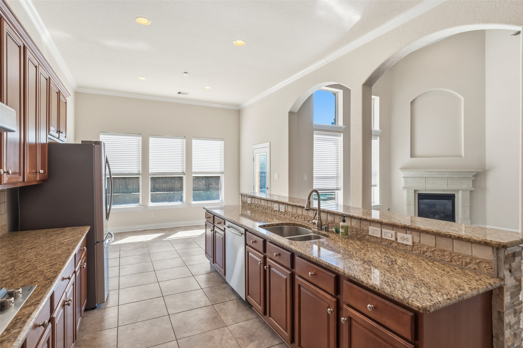 25802 Northcrest Drive Spring, TX 77389 - Photo 11 of 29