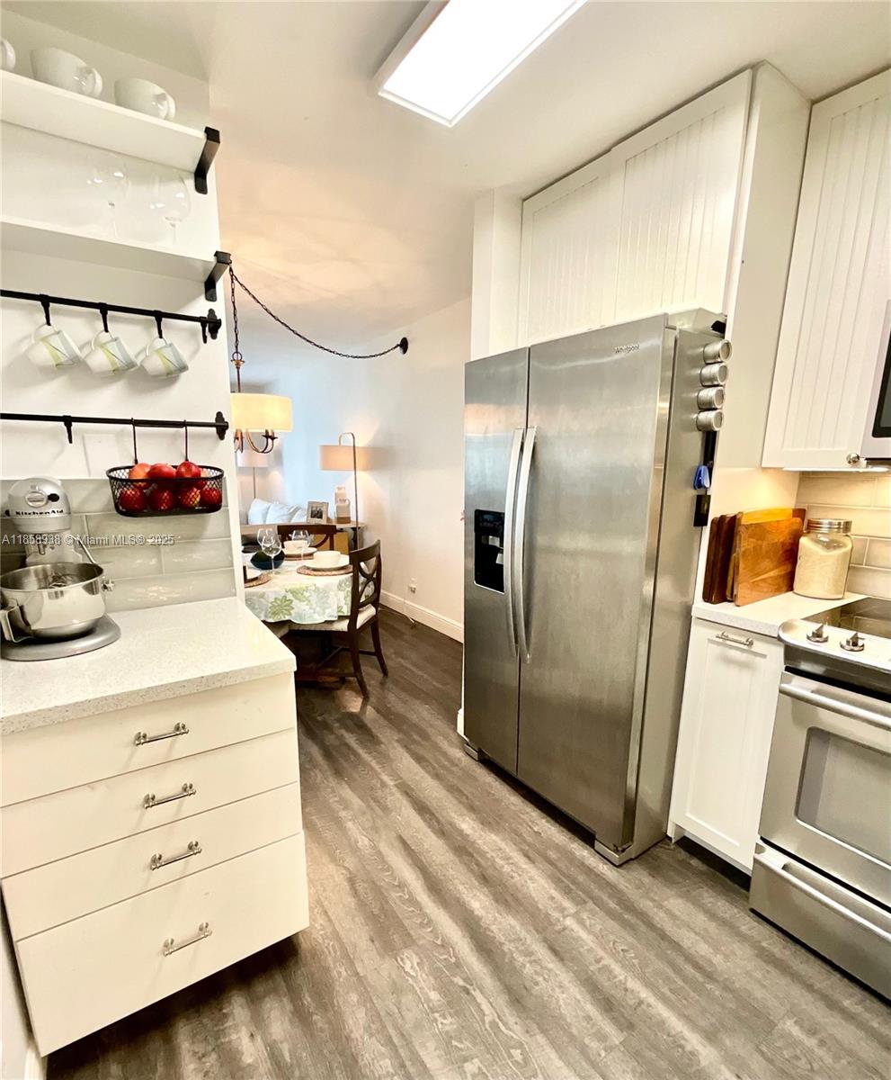 9355 Southwest 8th Street, Unit 416 Boca Raton, FL 33428 - Photo 4 of 28 Gallery Image 4