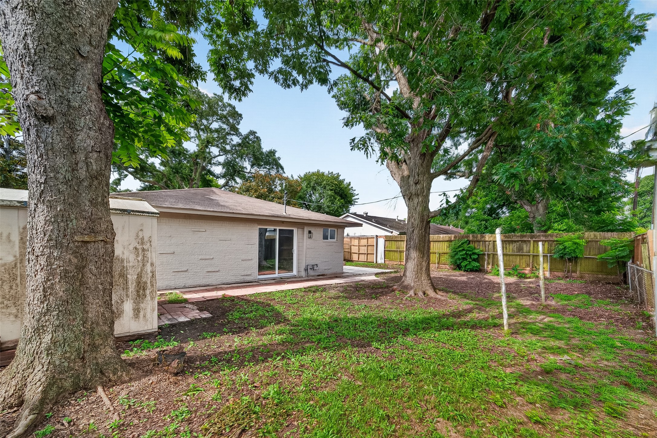 9723 Ebb Street Houston, TX 77089 - Photo 19 of 20 Backyard.