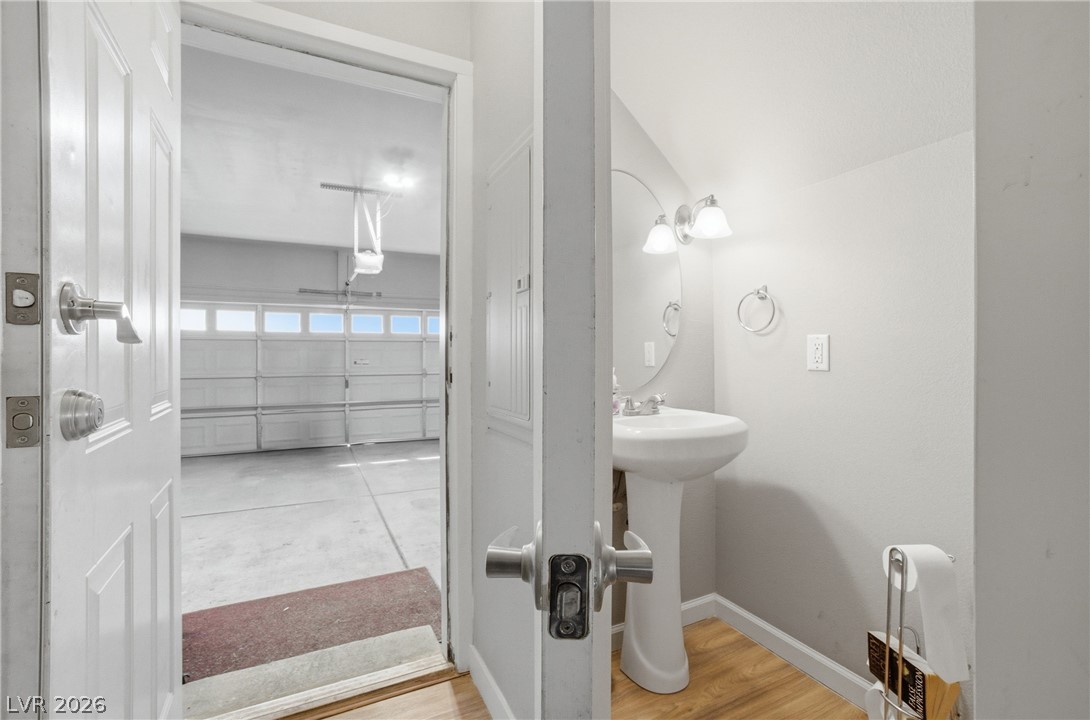 6316 Snap Ridge Street, Unit 101 North Las Vegas, NV 89081 - Photo 30 of 41