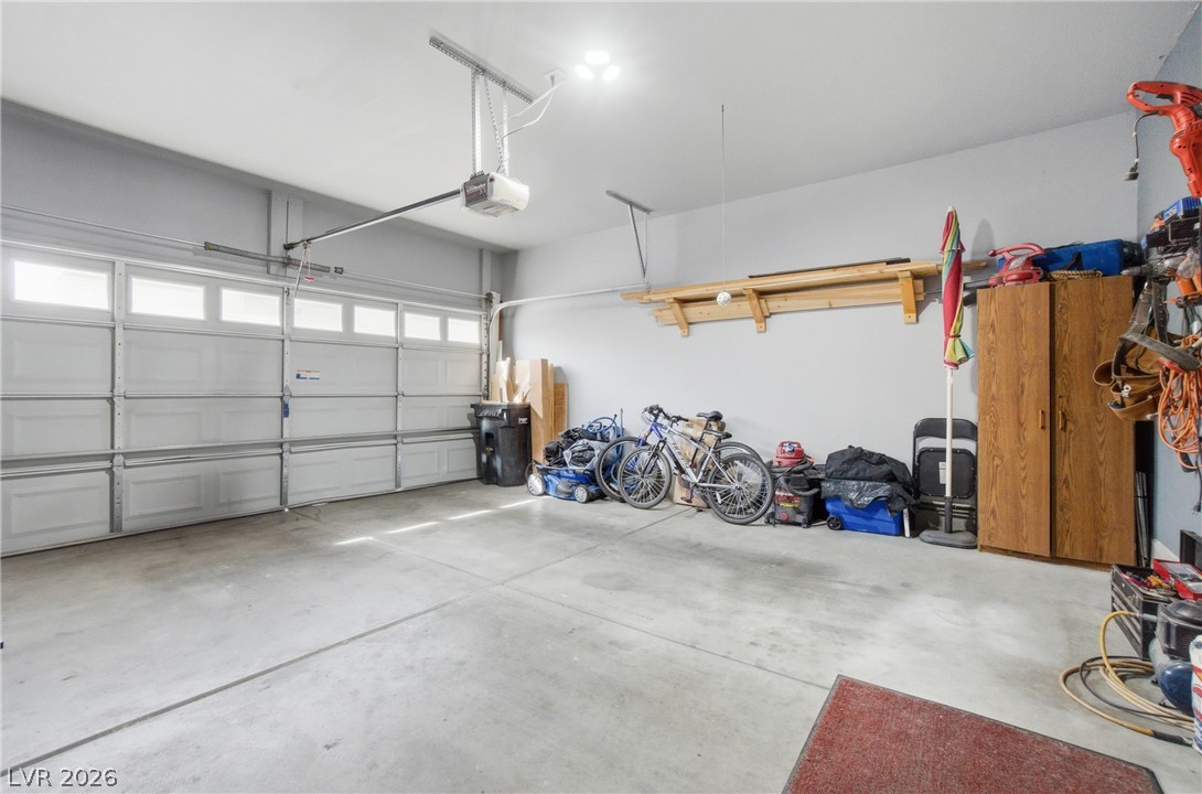 6316 Snap Ridge Street, Unit 101 North Las Vegas, NV 89081 - Photo 33 of 41