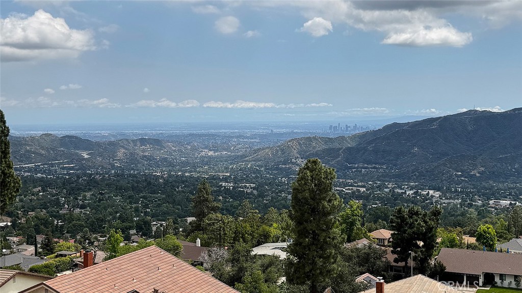 5660 Pine Cone Road La Crescenta, CA 91214 - Photo 36 of 40