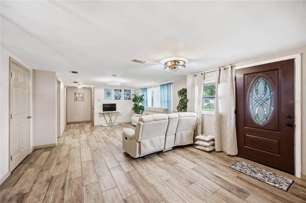 8362 Pelican Road Englewood, FL 34224 - Photo 12 of 30 Gallery Image 12