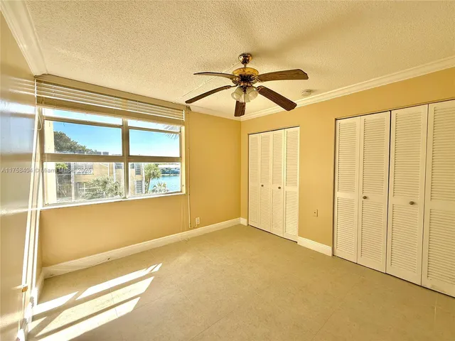 $2,150 | 920 Northeast 199th Street, Unit 4J, Miami, FL 33179