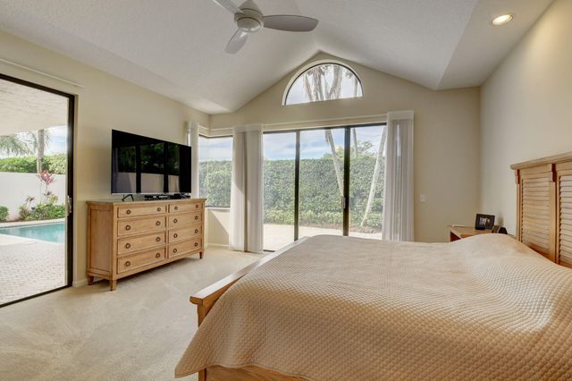 $575,000 | 2320 Northwest 53rd Street, Boca Raton, FL 33496
