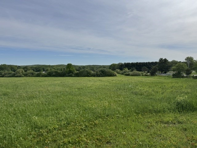 250 West Wrentham Road Cumberland, RI 02864 - Photo 2 of 5