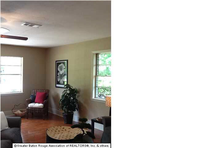 944 Galloway Drive Baton Rouge, LA 70806 - Photo 4 of 18 Gallery Image 4