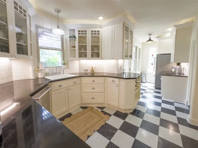 $6,895 | 1512 Northwood Road, Austin, TX 78703