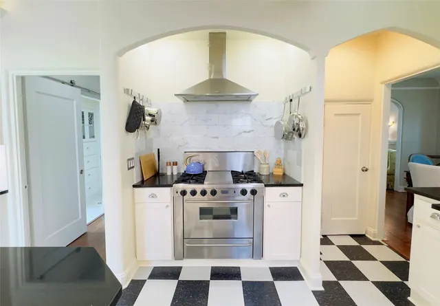 $6,895 | 1512 Northwood Road, Austin, TX 78703