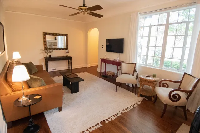 $6,895 | 1512 Northwood Road, Austin, TX 78703