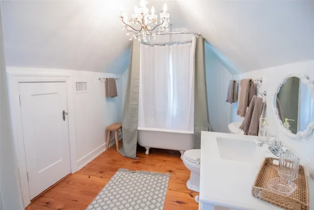 $6,895 | 1512 Northwood Road, Austin, TX 78703