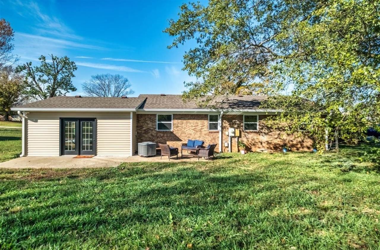1040 Witt Road Bowling Green, KY 42101 - Photo 6 of 37 Gallery Image 6