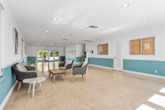 $185,000 | 4500 North Federal Highway, Unit 156, Lighthouse Point, FL 33064