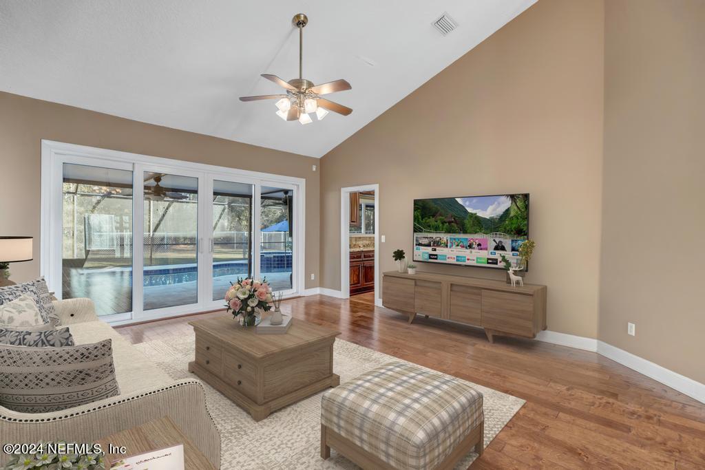 7759 Plummer Road Jacksonville, FL 32219 - Photo 9 of 55 1704576736893394217_7759_plummer_rd_31