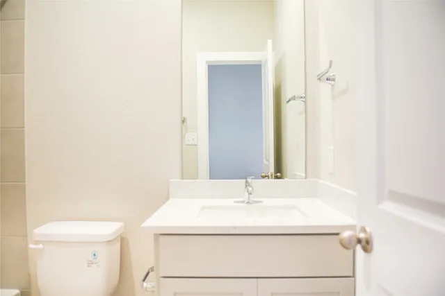 $379,000 | 115 Ayres Horn, Cedar Creek, TX 78612