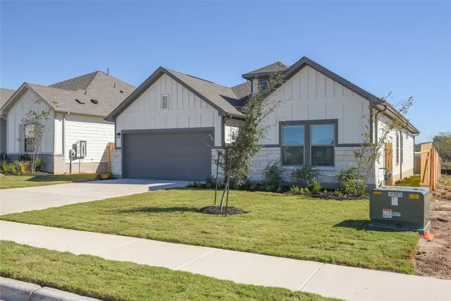 $379,000 | 115 Ayres Horn, Cedar Creek, TX 78612