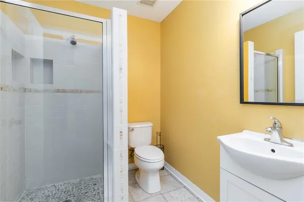 $1,850 | 642 North Jefferson Avenue, Unit 13, Sarasota, FL 34237