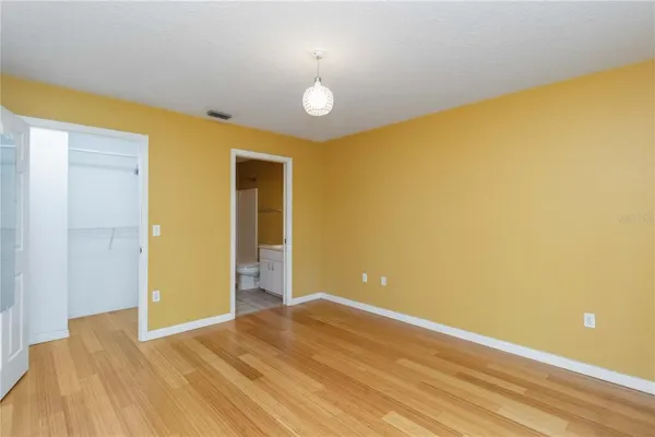 $1,850 | 642 North Jefferson Avenue, Unit 13, Sarasota, FL 34237