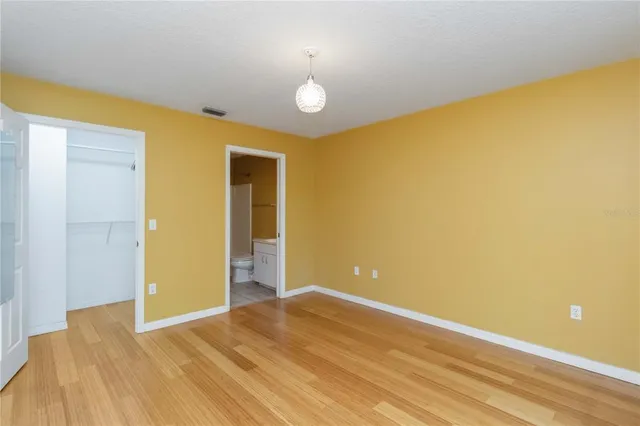 $2,000 | 642 North Jefferson Avenue, Unit 13, Sarasota, FL 34237