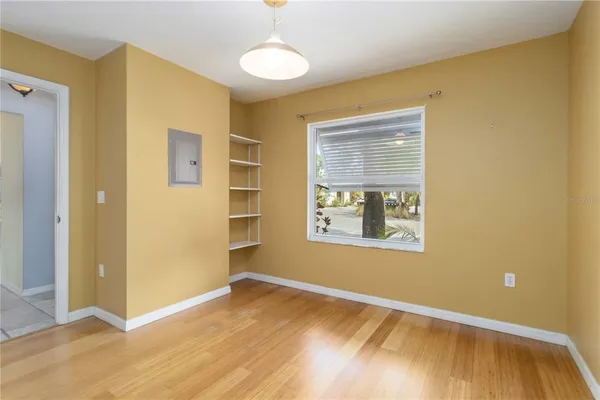 $1,850 | 642 North Jefferson Avenue, Unit 13, Sarasota, FL 34237