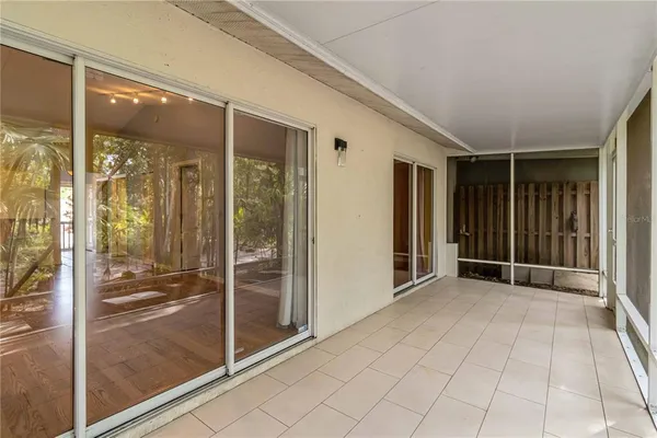 $1,850 | 642 North Jefferson Avenue, Unit 13, Sarasota, FL 34237