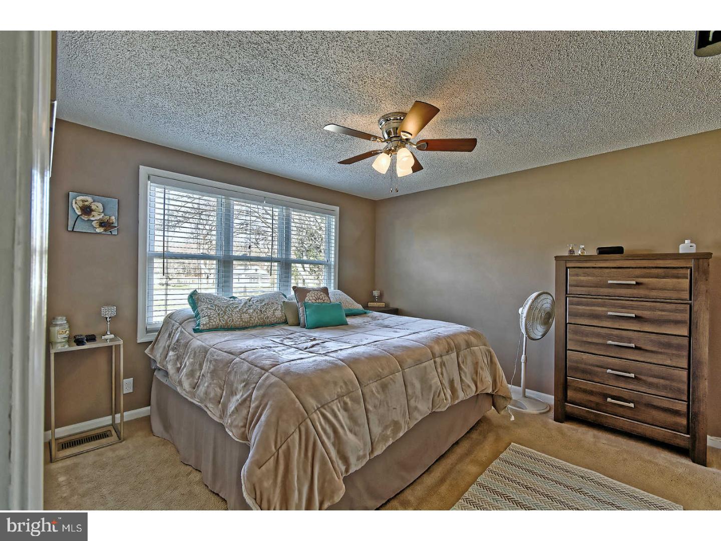 374 North Hook Road Pennsville, NJ 08070 - Photo 13 of 25 Master Bedroom