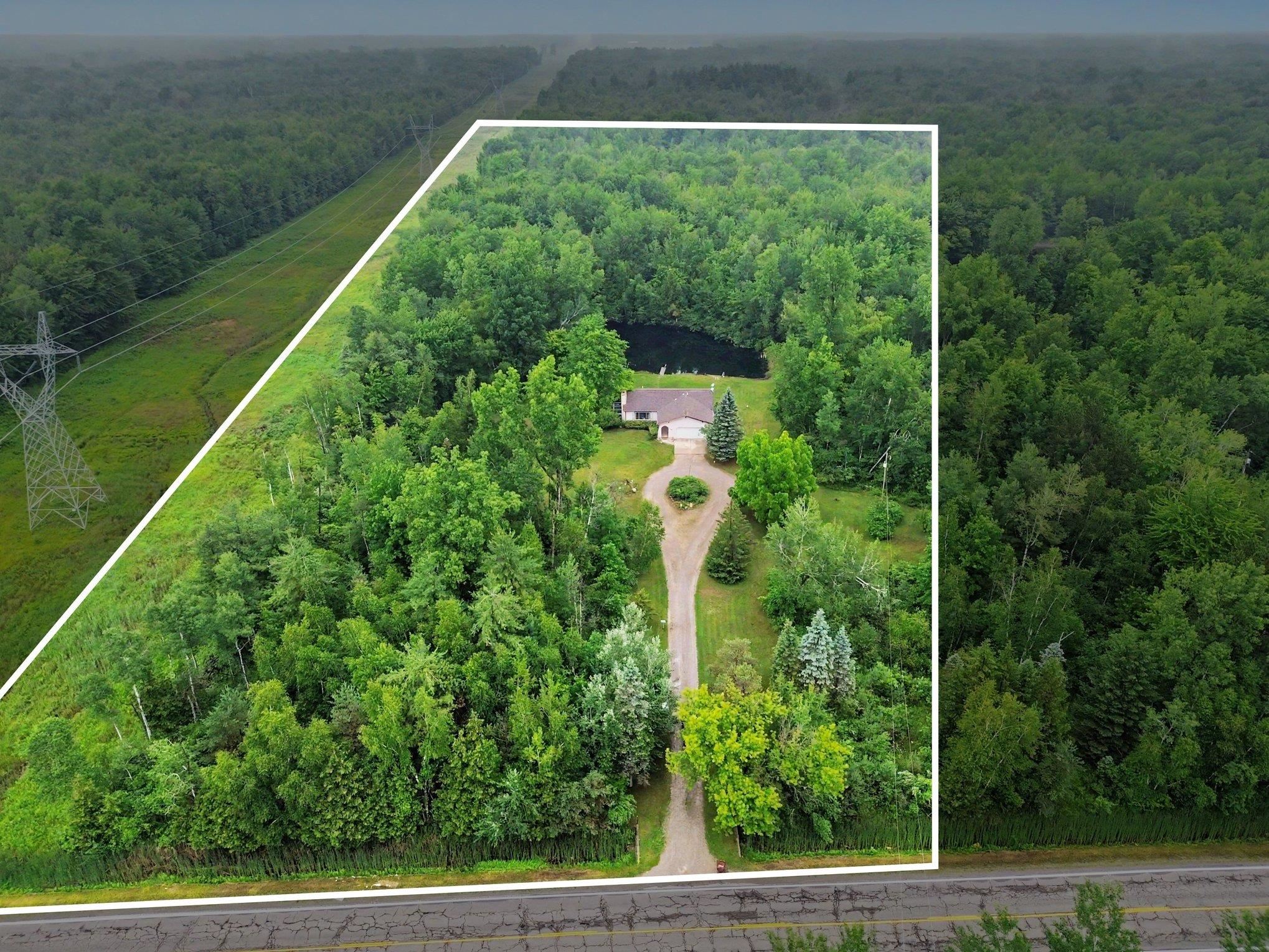 2336 West Cody Estey Road Pinconning, MI 48650 - Photo 6 of 31