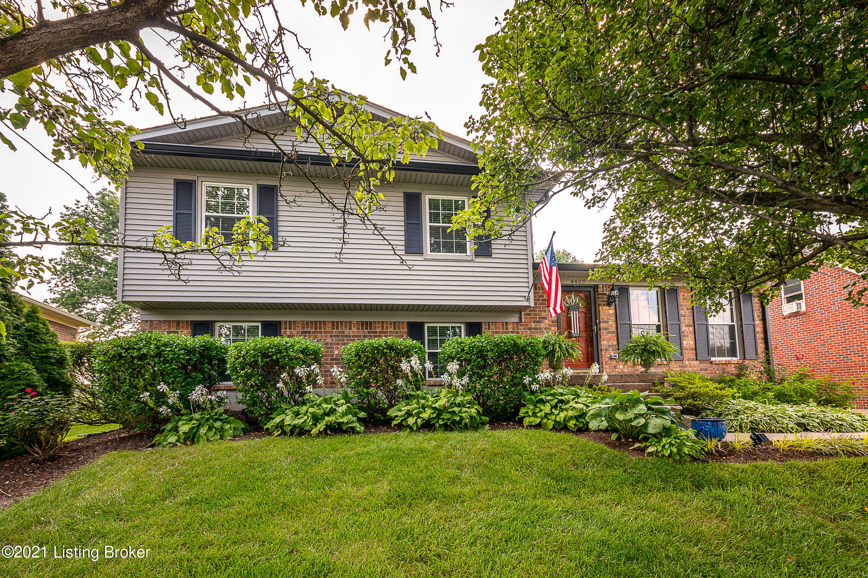 4408 Century Road Jeffersontown, KY 40299 - Photo 1 of 42 DHI-105