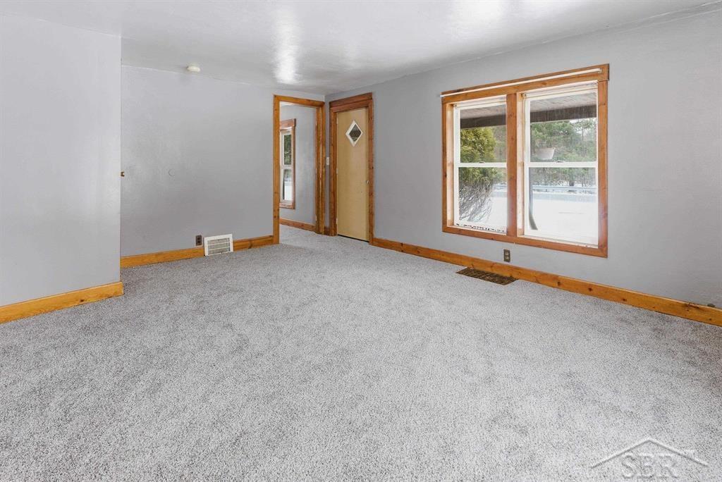 2177 West Knox Road Beaverton, MI 48612 - Photo 9 of 34