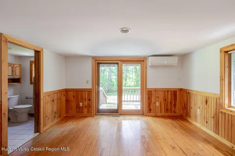 $625,000 | 534 Collins Street, Hillsdale, NY 12529