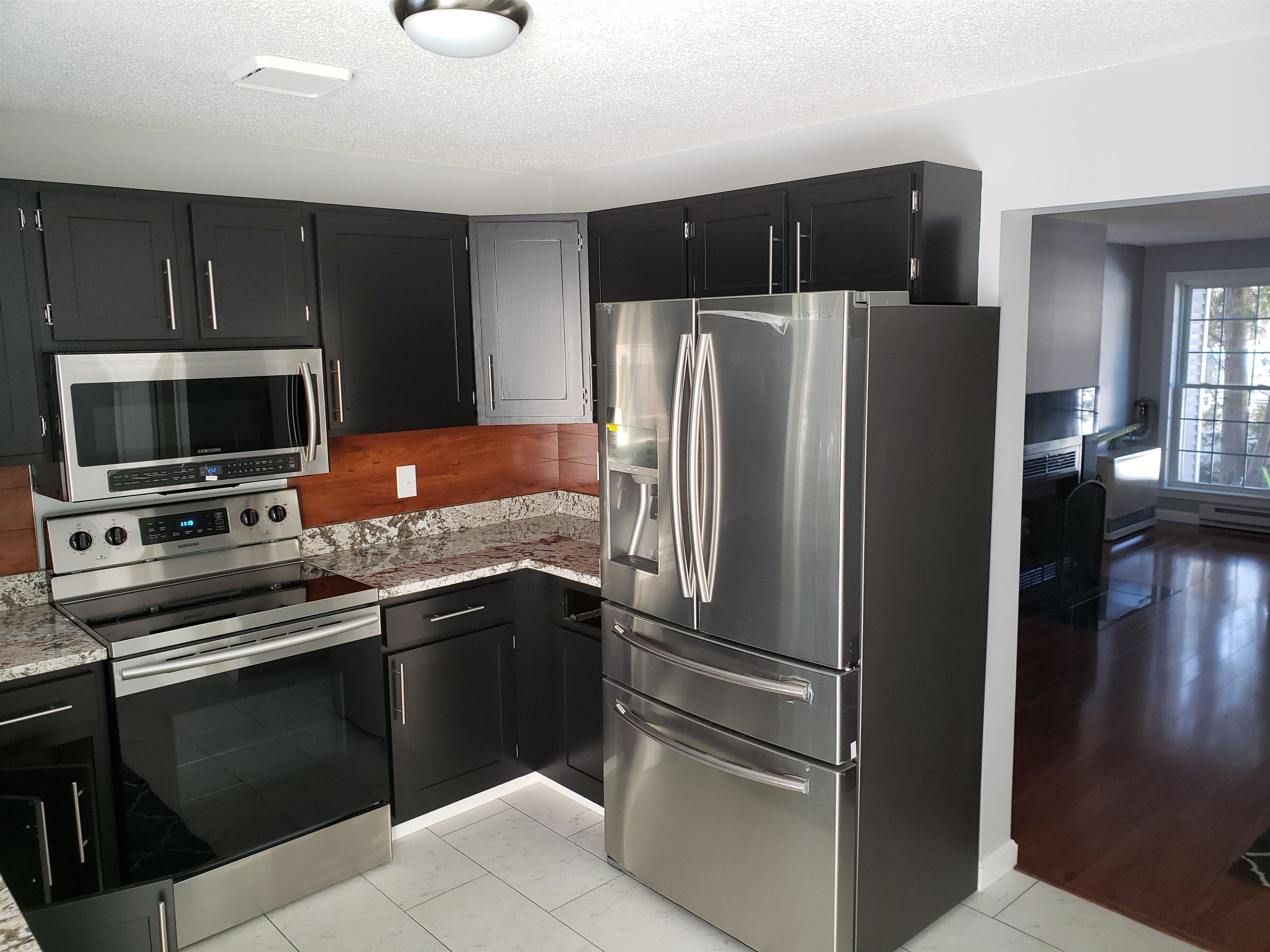 52 Northeast Village Road, Unit 52 Concord, NH 03301 - Photo 2 of 25