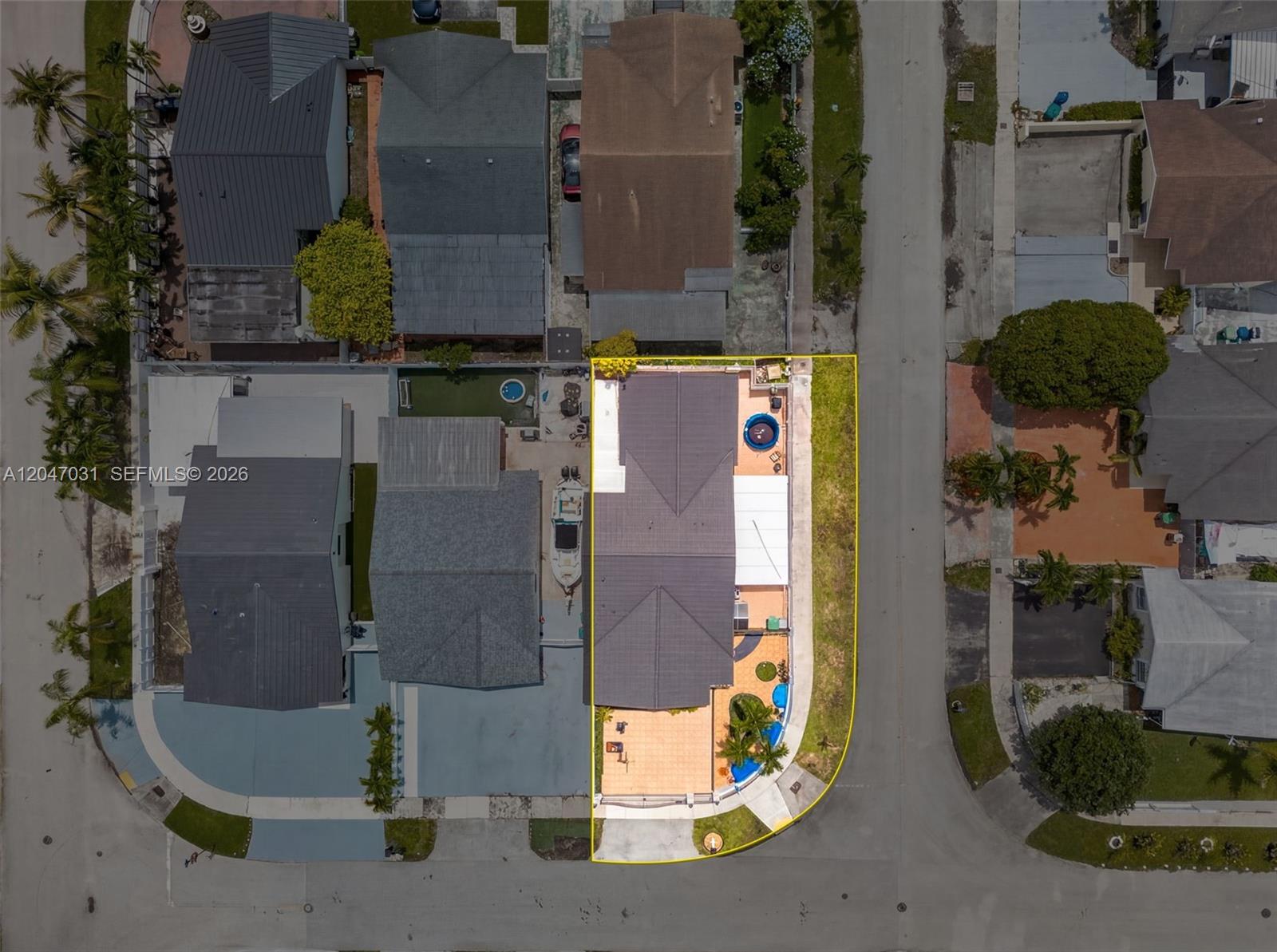 1635 Southwest 138th Court Miami, FL 33175 - Photo 35 of 39