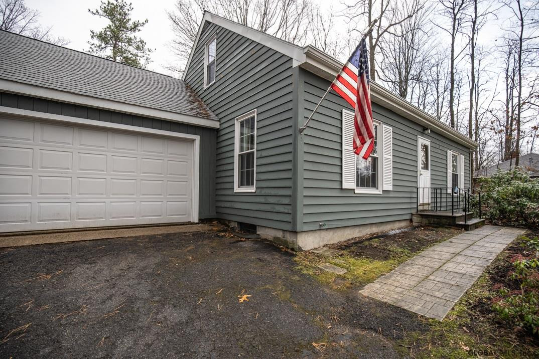 5957 Curry Road Guilderland, NY 12303 - Photo 4 of 27 Photo 4