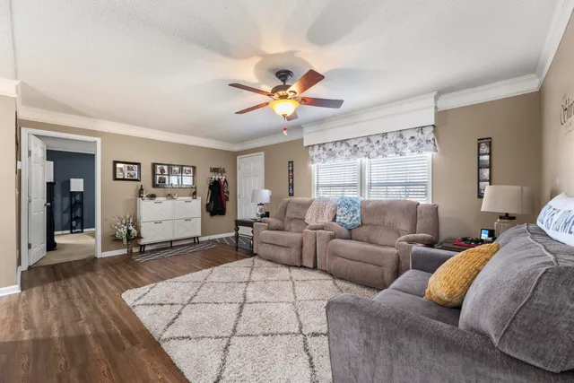 $329,000 | 627 Lakeside Drive, Moncks Corner, SC 29461