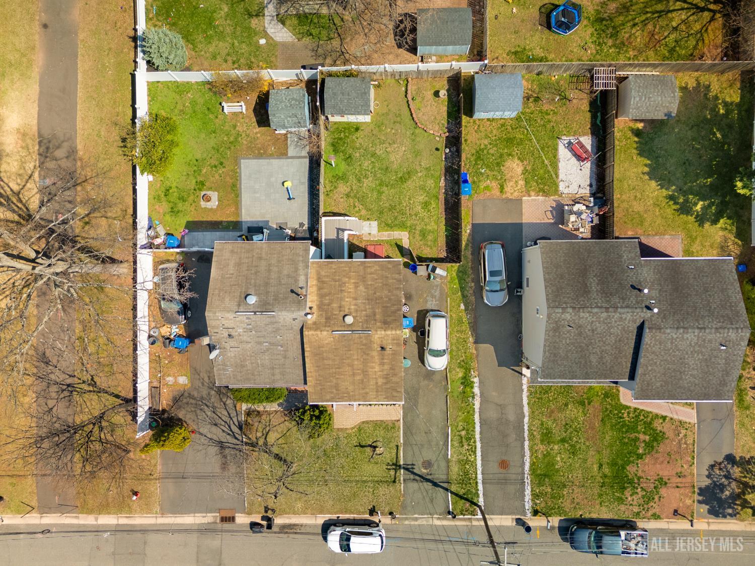 118 Wilton Avenue Middlesex, NJ 08846 - Photo 21 of 24 an aerial view of residential houses with outdoor space
