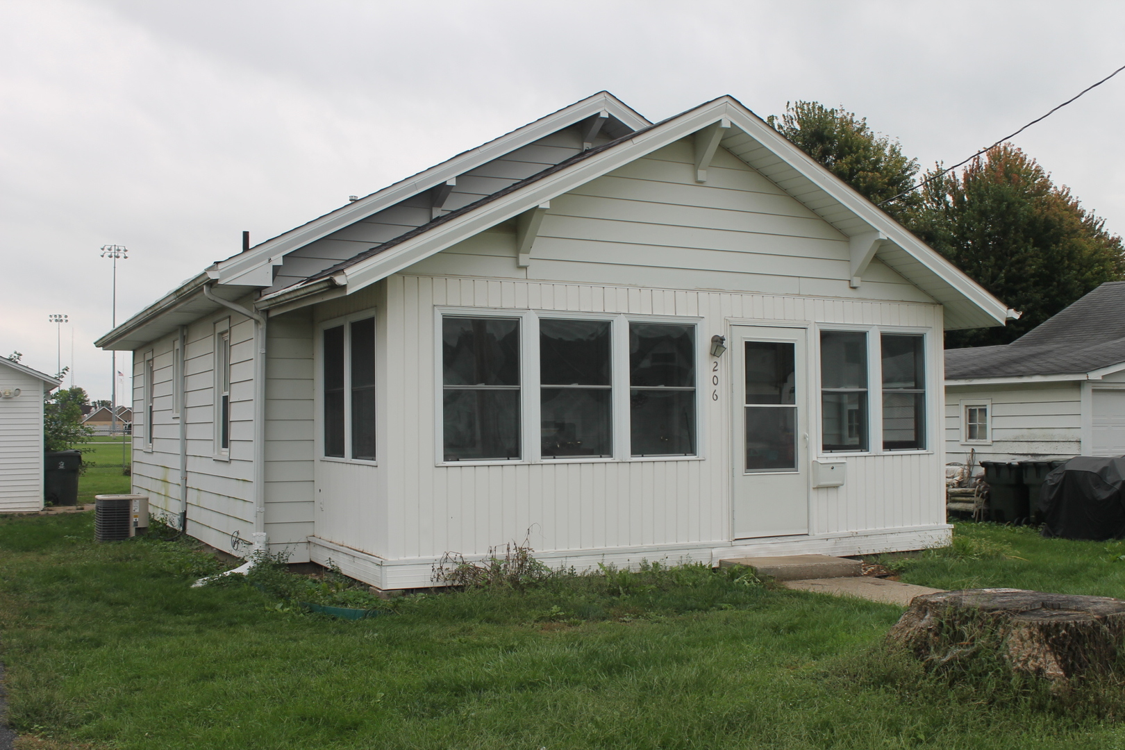 206 South Spring Street Geneseo, IL 61254 - Photo 3 of 19 Gallery Image 3