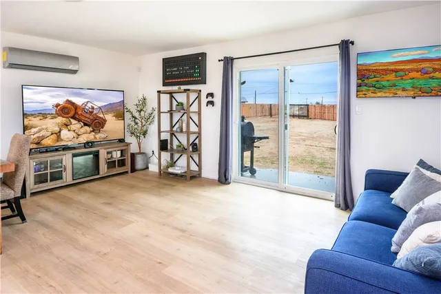 $320,000 | 1160 Barbara Avenue, Thermal, CA 92274