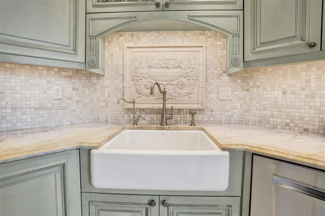 $750,000 | 1340 South Ocean Boulevard, Unit 807, Pompano Beach, FL 33062