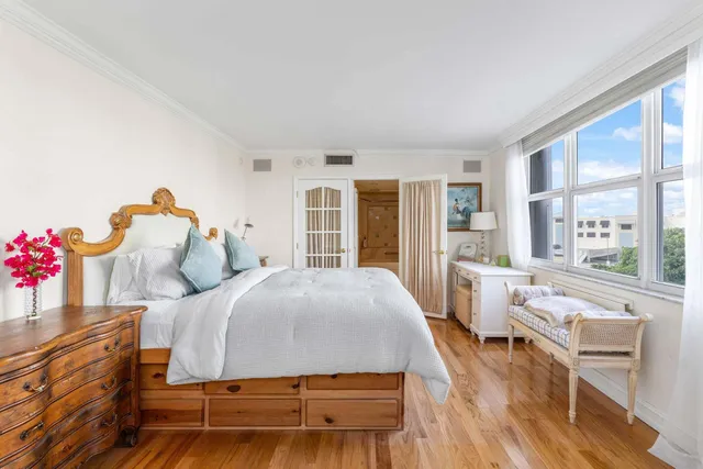 $750,000 | 1340 South Ocean Boulevard, Unit 807, Pompano Beach, FL 33062