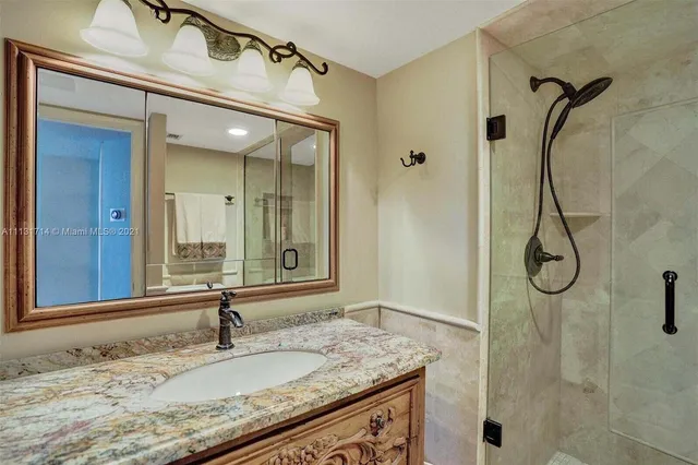 $750,000 | 1340 South Ocean Boulevard, Unit 807, Pompano Beach, FL 33062