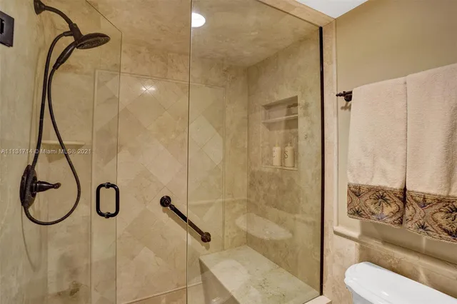 $750,000 | 1340 South Ocean Boulevard, Unit 807, Pompano Beach, FL 33062