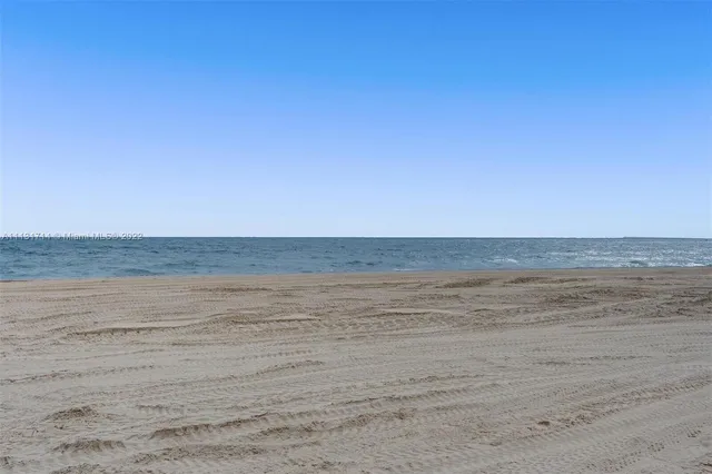 $750,000 | 1340 South Ocean Boulevard, Unit 807, Pompano Beach, FL 33062