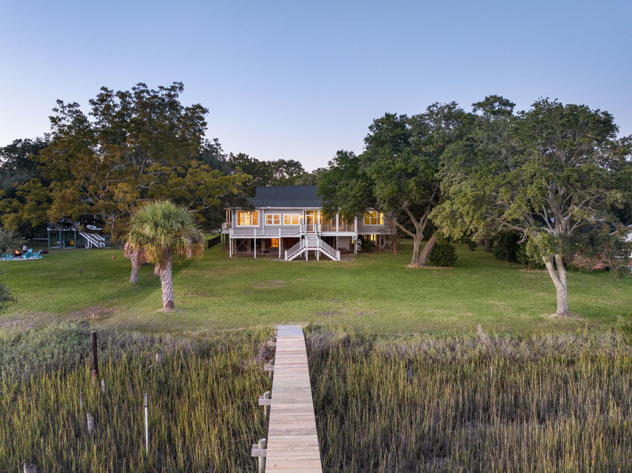 1115 West Oceanview Road Charleston, SC 29412 - Photo 3 of 62 Aerial View