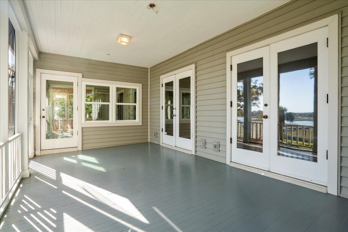 1115 West Oceanview Road Charleston, SC 29412 - Photo 35 of 62 32-SNY08778