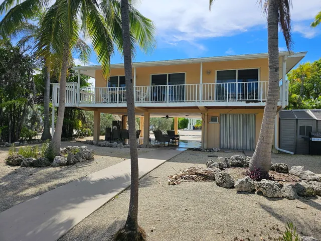 $1,099,000 | 208 Bruce Court, Marathon, FL 33050