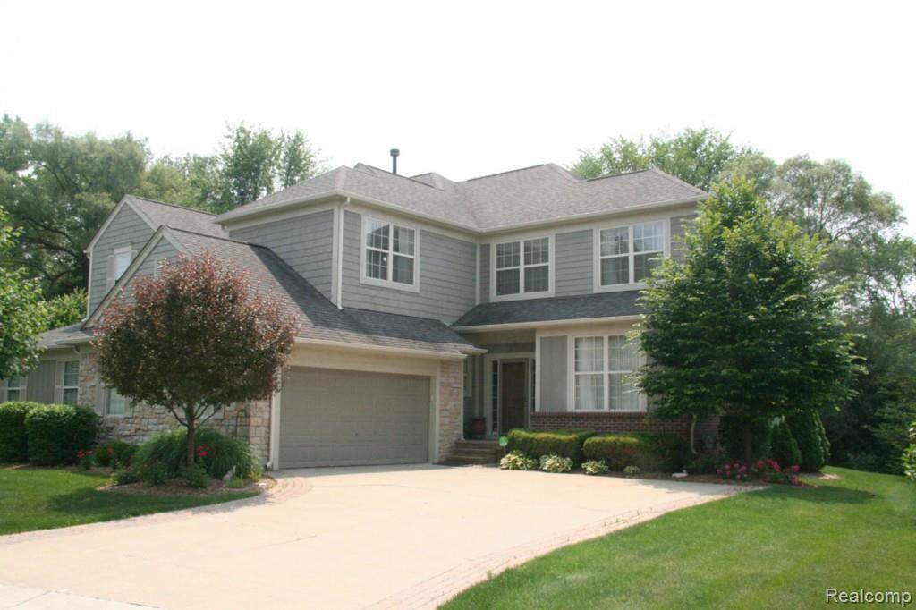 3722 Windingbrook Circle, Unit 40 Rochester Hills, MI 48309 - Photo 1 of 25