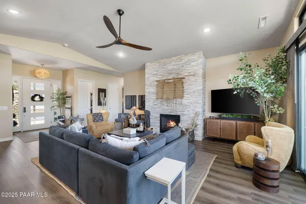 $1,525,000 | 582 Windspirit Circle, Prescott, AZ 86303