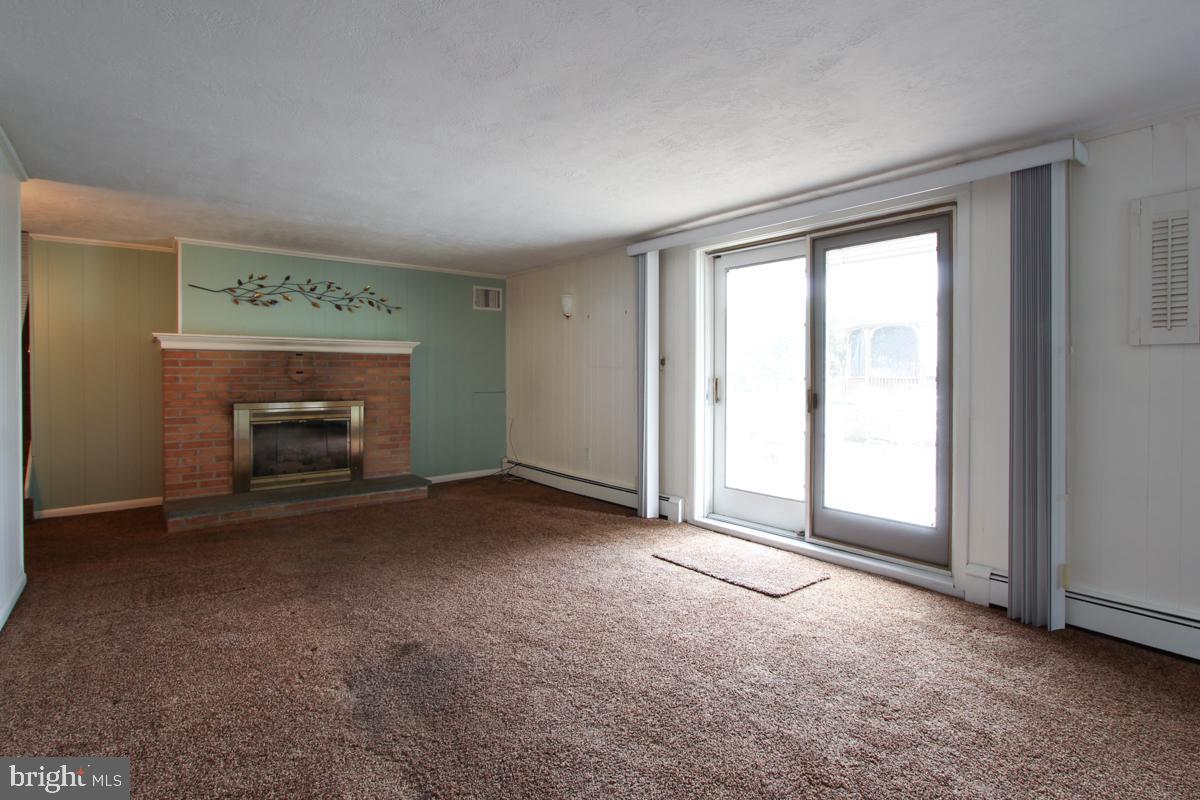 2403 Steven Road Huntingdon Valley, PA 19006 - Photo 30 of 43