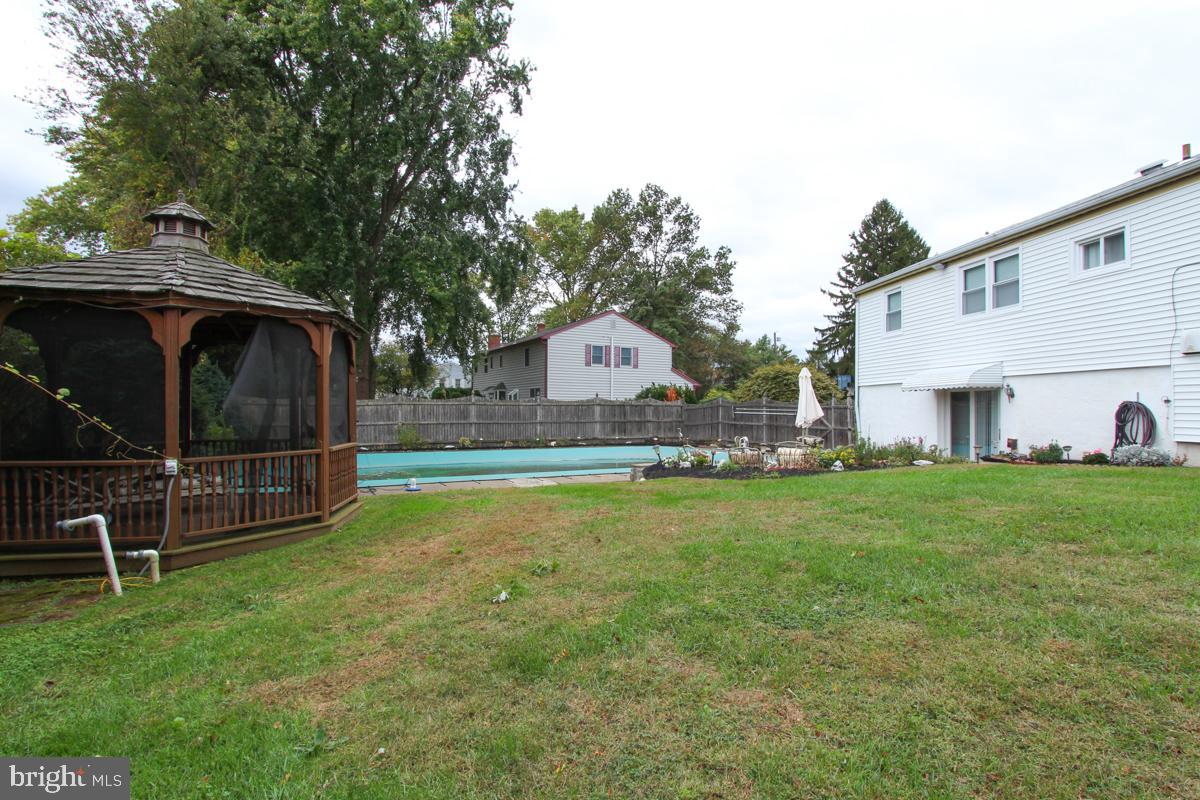 2403 Steven Road Huntingdon Valley, PA 19006 - Photo 42 of 43