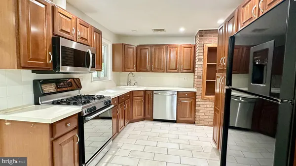 $6,600 | 396 Riverside Drive, Princeton, NJ 08540